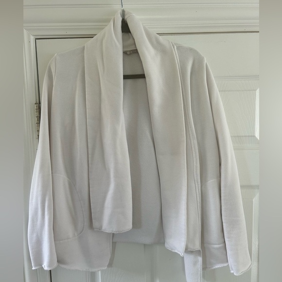 Athleta Sweaters - ATHLETA WHITE CARDIGAN XS